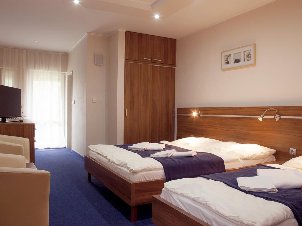 Penzion Fortune Dunajská Streda 部屋 写真